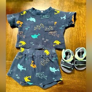 Set old navy  for Baby Boy size 0-3 months